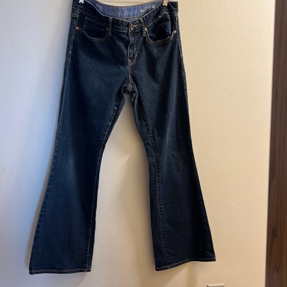 GAP 1969 Medium Wash Boot Cut Jeans size 31/12a